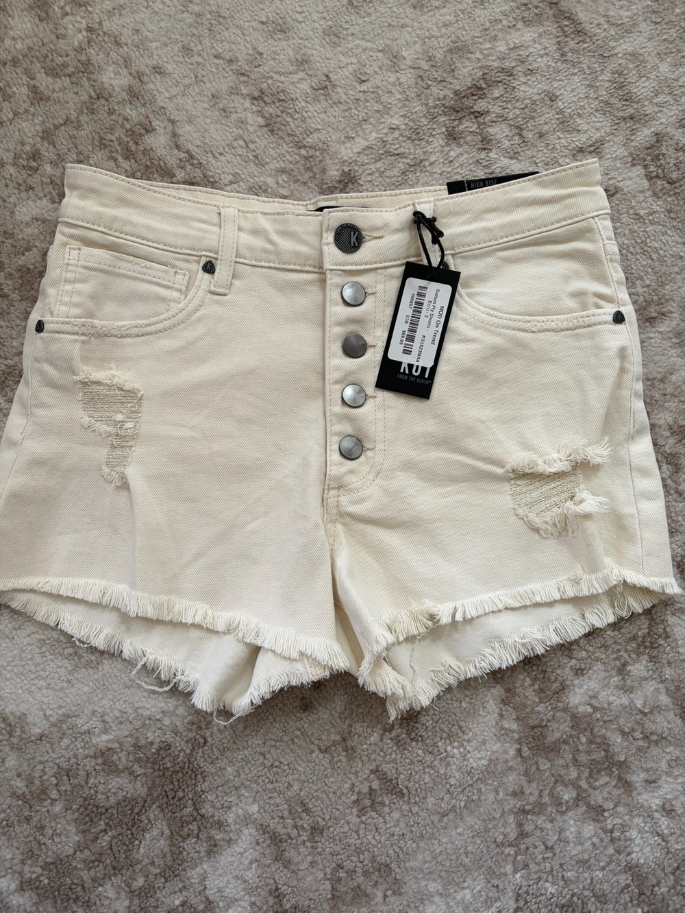 2 • NEW • KUT from the cloth high rise Jane shorts in white